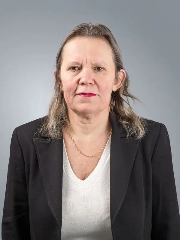 Louise Robertson
